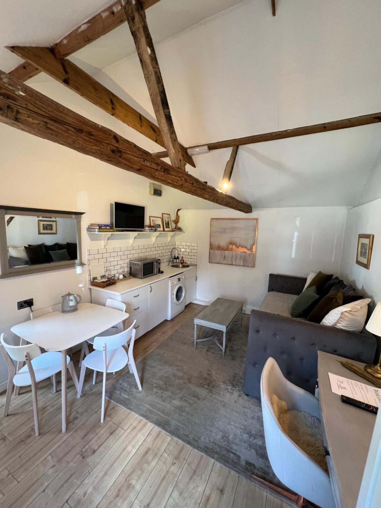 Pear & Olive Cottage Hildersham Exterior foto